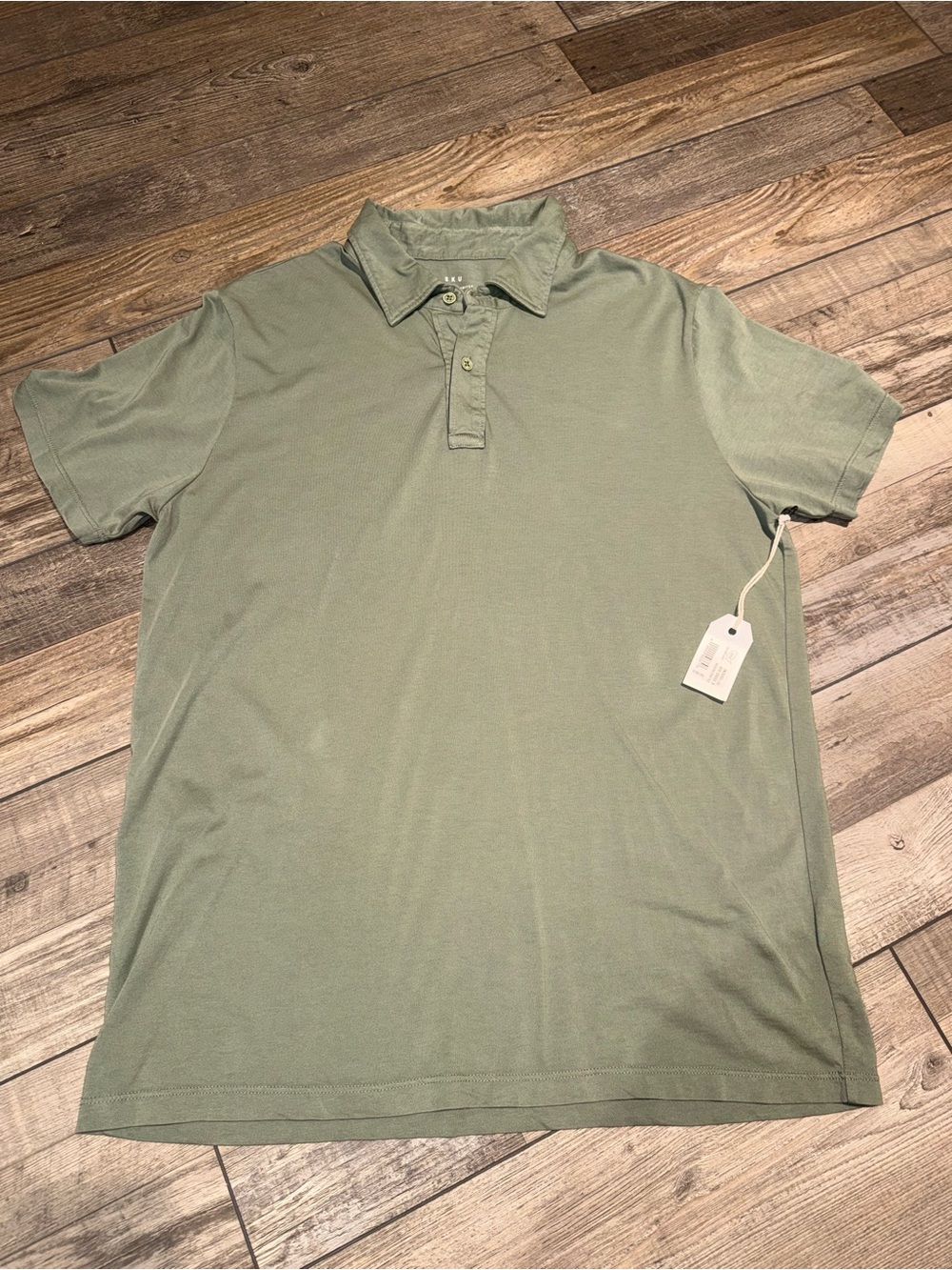 Save Khaki United Men’s Medium NWT